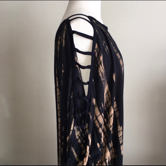 Tie Dye Caftan Cold Shoulder - Picture 2 of 6